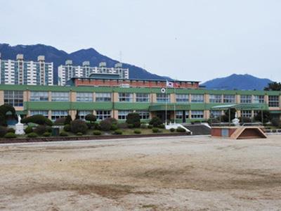 왕미초등학교 썸네일 이미지