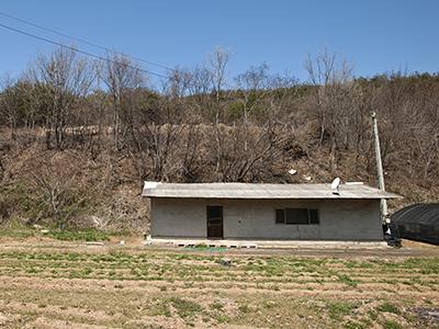 금학리 사기점골 백자 가마터 썸네일 이미지